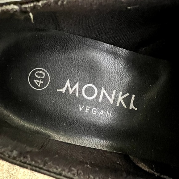 MONKI Women's size 8.5 Black Vegan Leather Chukka Chunky Lace Up Loafers Preppy - Picture 8 of 8